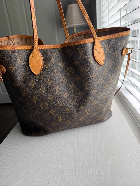 Louis Vuitton Handbags - 🤩 AUTHENTIC Louis Vuitton Monogram Canvas Neverfull MM Tote in Brown and Tan